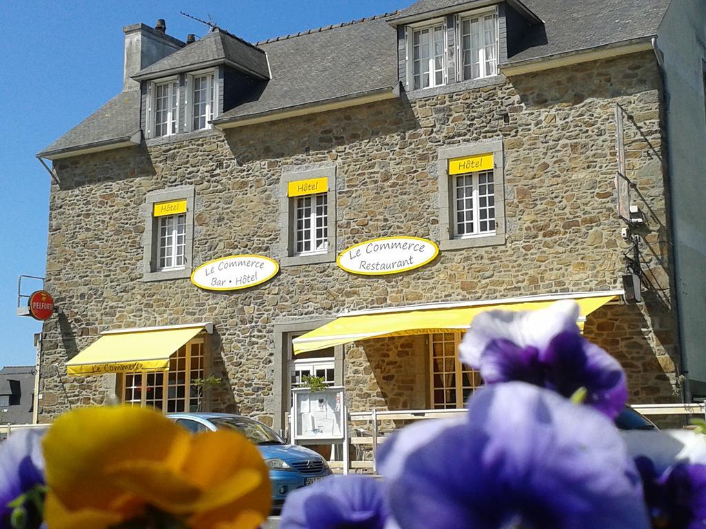 Hotel Restaurant Du Commerce La Gouesnière Zewnętrze zdjęcie